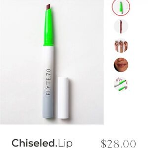 5 Pack - Chiseled.Lip - FAME
Universal neutral rose